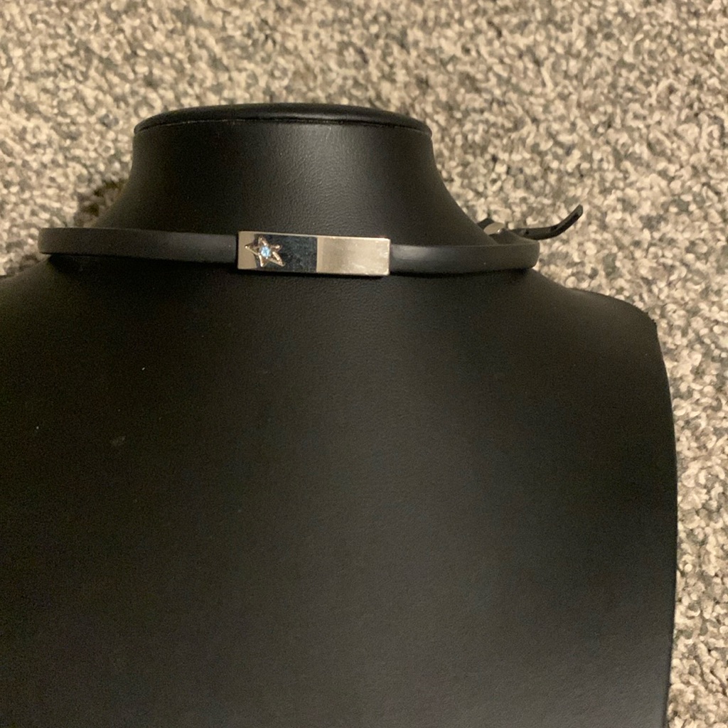 Adjustable Leather Chocker